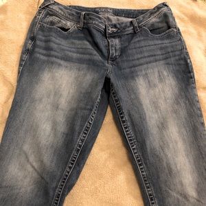 🌼Maurices Plus Size Bootcut Jeans🌼